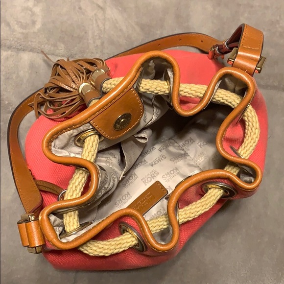 Michael Kors - Picture 3 of 3